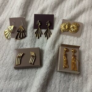 Five Pairs Avon Fashion earrings pierced vintage 1980s.